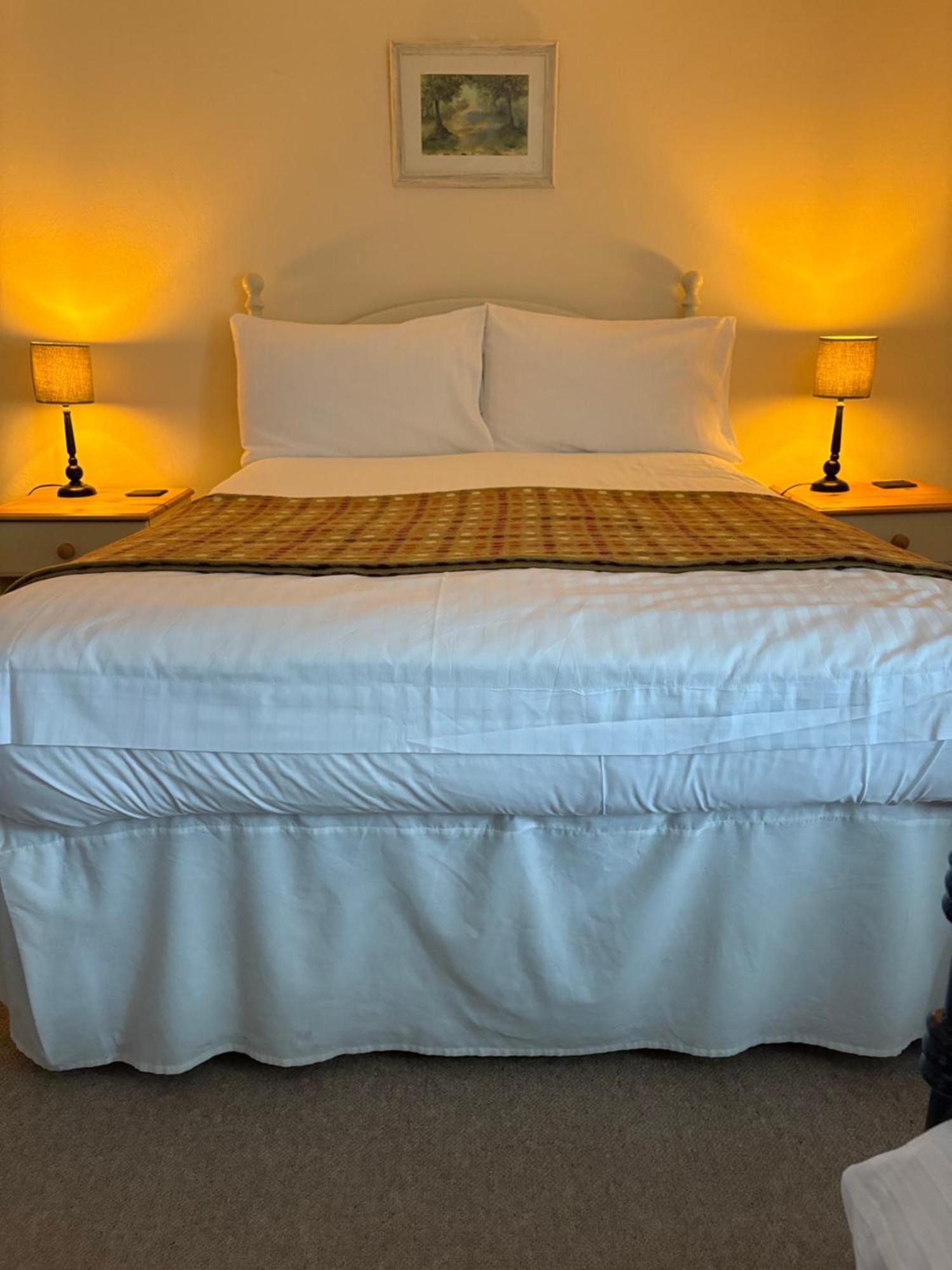 The Harp Hotel Old Radnor