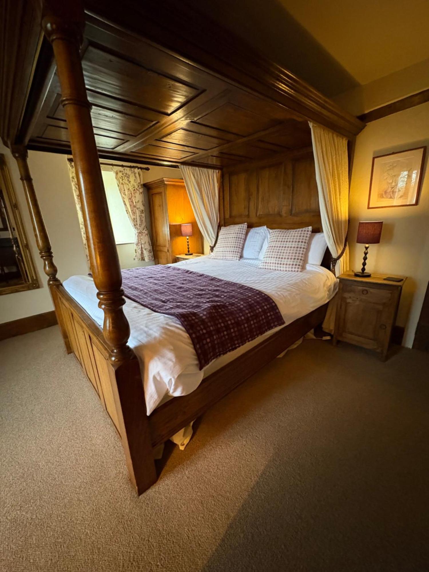 Hotel The Harp *